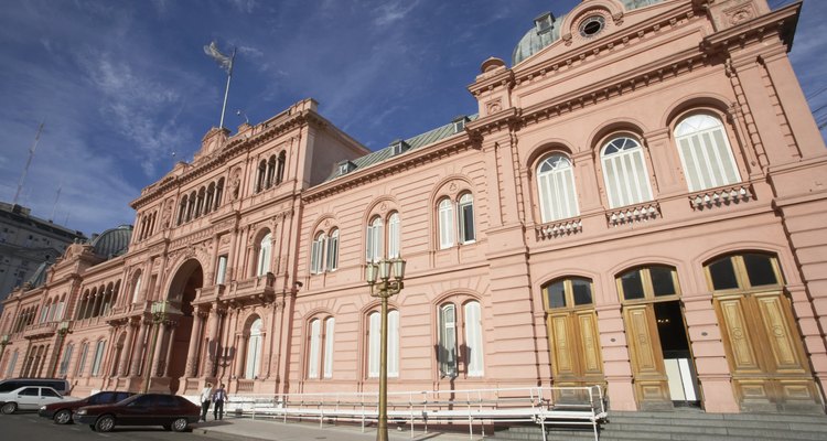 La casa rosada: sede del gobierno argentino.
