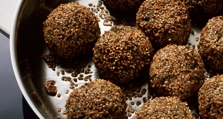 Las bolas dulces de sésamo pertenecen a la comida asiática.