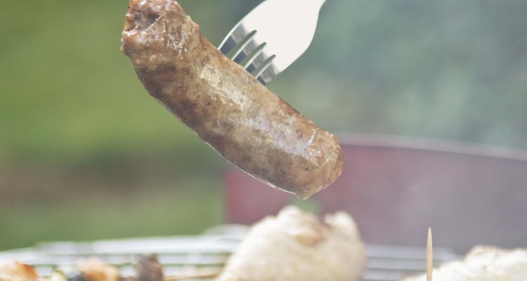 La salchicha de cerdo siempre es una elección popular para un asado.