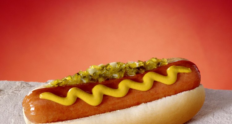 Nada acentúa más el sabor de un hot dog que una salsa dulce de pepinillos.