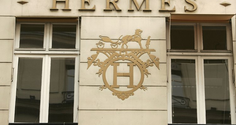 Pode ser extremamente decepcionante, e até humilhante, descobrir que você comprou, sem saber, um produto falsificado