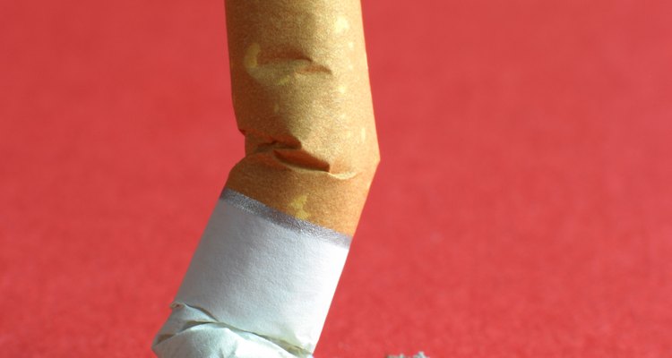 Há boatos de que fumar o filtro do cigarro pode causar impotência