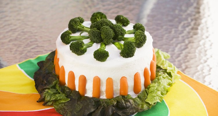 Brocolli and carrots in an ingenious display.