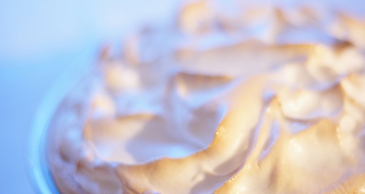 Claras em neve são um ingrediente chave em preparações como merengues