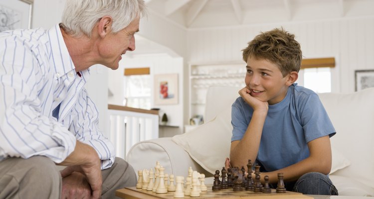 La pérdida de un abuelo es, con frecuencia, una de las primeras experiencias que los niños tienen con respecto a la muerte de un miembro de la familia.