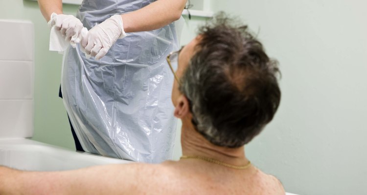 A medicina moderna desenvolveu meios de ajudar as defesas naturais do corpo a lutar contra uma doença
