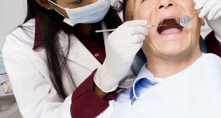 Un empaste temporal puede proteger tu cavidad hasta que puedas encontrar al dentista.