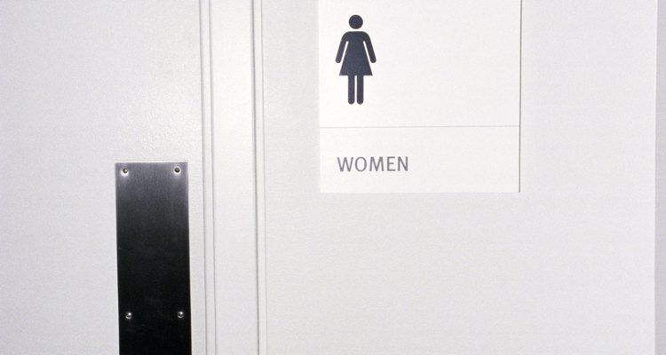 A separação entre banheiros é uma forma de segregação de gênero