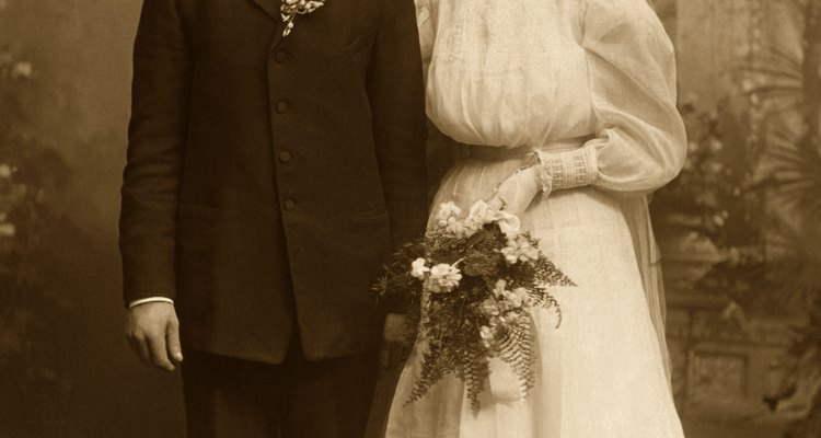 EL vestido de boda blanco no se volvió popular sino hasta 1840.
