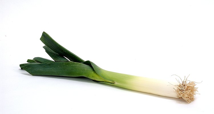 Fresh leeks can be substituted for onion.