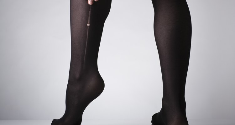 Beauty 911: Fix A Hole In Your Pantyhose Fast!