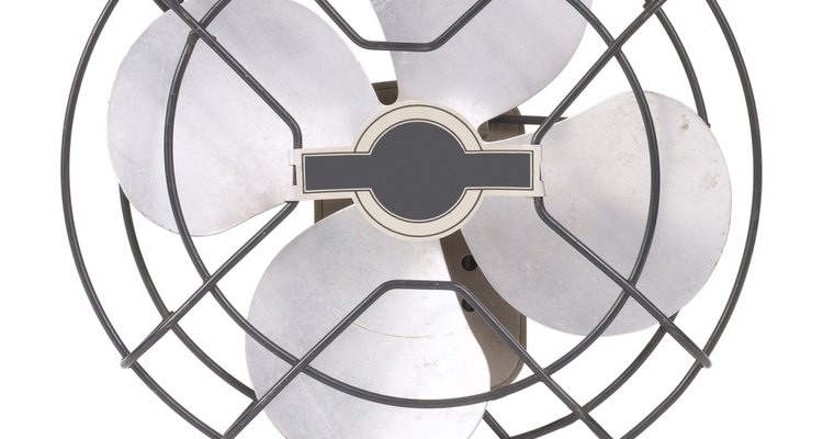 Los ventiladores tienen varias aspas.