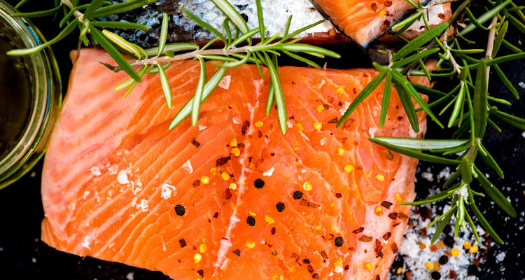 Raw Salmon Fillets with Aromatic Herbs and Olive Oil