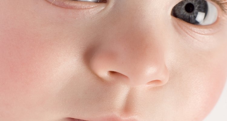 Os olhos do bebê são mais sensíveis