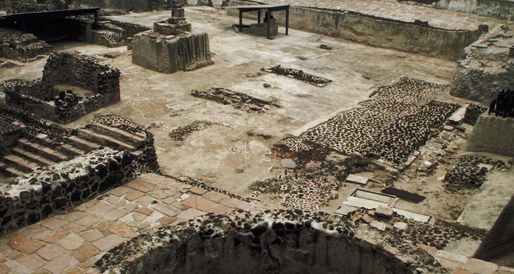 Las ruinas del Templo Mayor fueron sepultadas debajo de la actual ciudad de México.