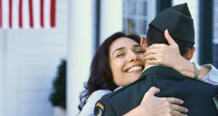 How to Meet a Single Military Man | Dating Tips