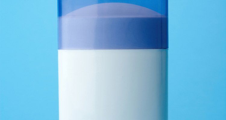 Haz tu propio desodorante orgánico a partir de algunos ingredientes naturales.