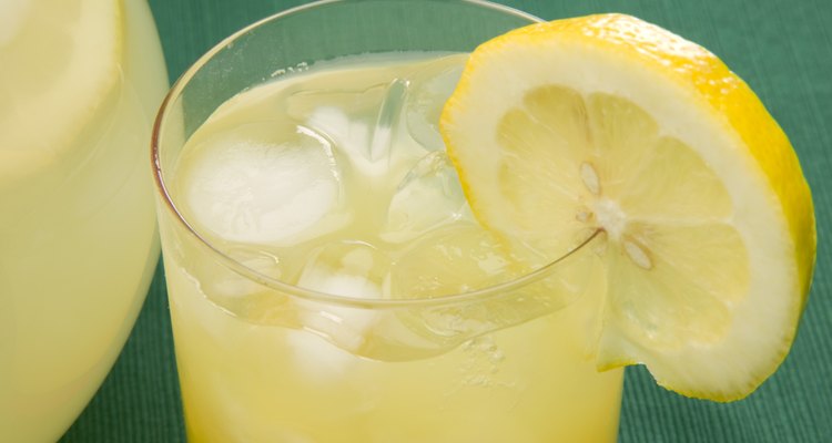 A limonada pode ser feita de copo