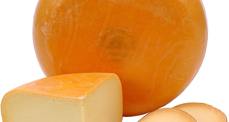 O queijo pode ser muito gostoso, porém, quando ele estraga, não é saudável para o consumo