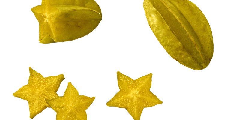 Carambola, também conhecida como estrela-fruta