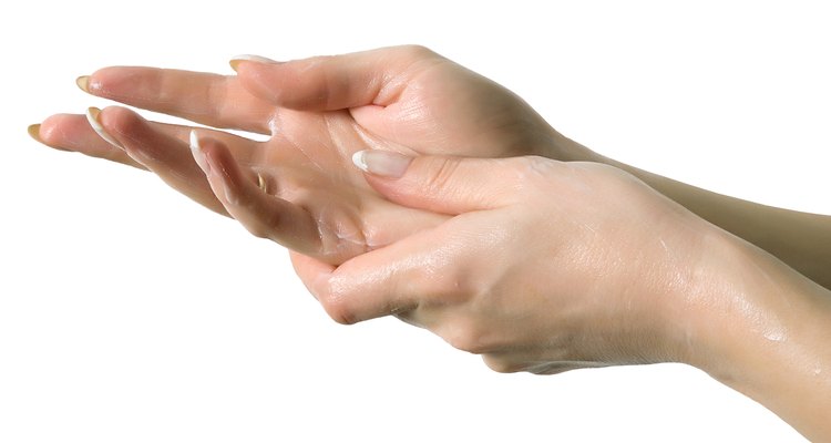 Rubbing In Hand Lotion 3