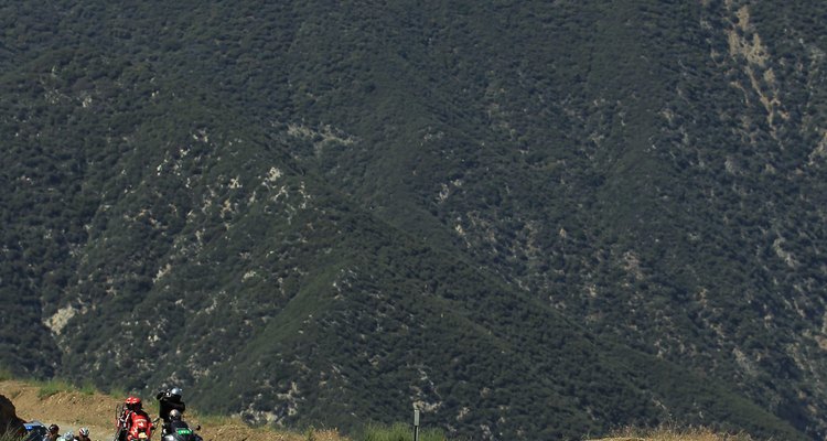 El Mount Baldy tiene muchos senderos distintos y todos los años se celebran eventos de ciclismo.