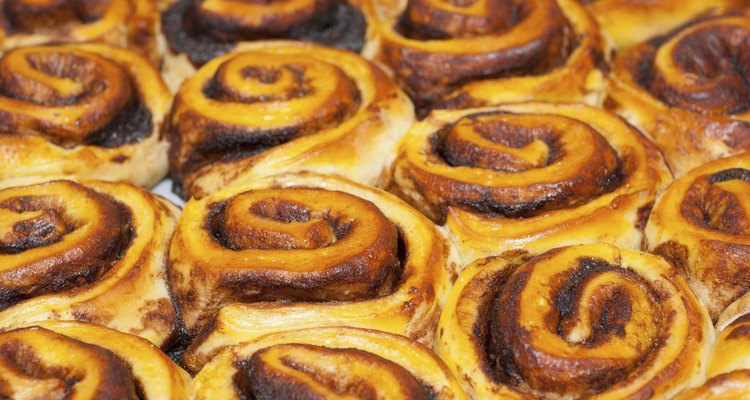 Cinnamon rolls