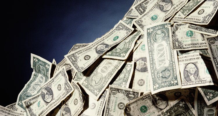 La teoría de la preferencia de liquidezsostiene que un individuo prefiere tener dinero, todo lo demás siendo equitativo.