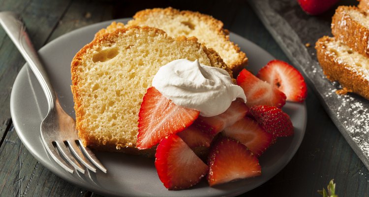 Homemade Pound Cake with Strawberries