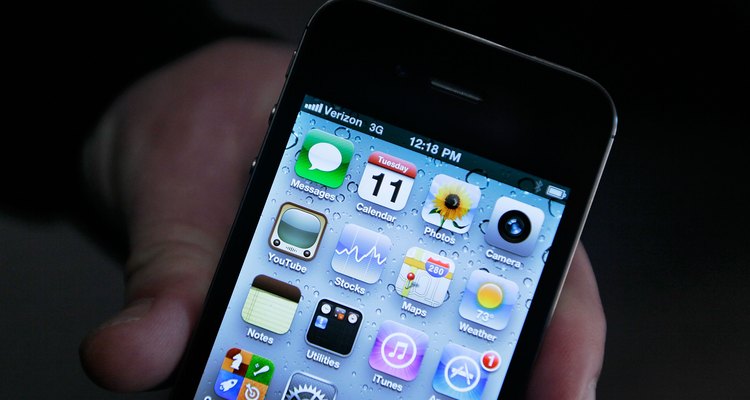 iPhone connects to the Internet via the 3G network or Wi-Fi.
