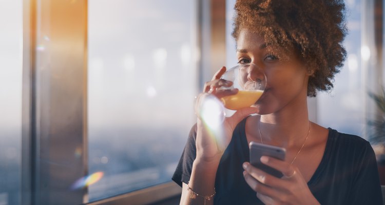 Beber tu propia orina, la más reciente locura en salud.