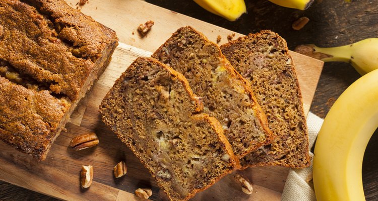 Homemade Banana Nut Bread