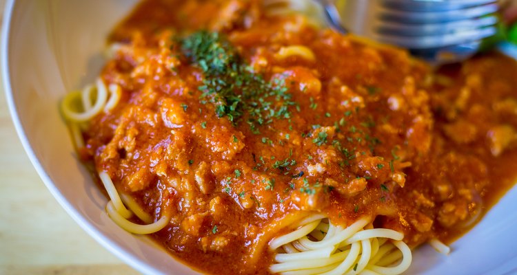 Spaghetti with minced beef tomato