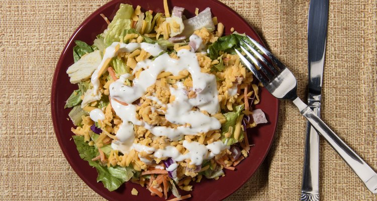 chef salad calories and carbs