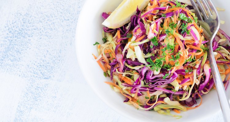 Middle Eastern cabbage salad