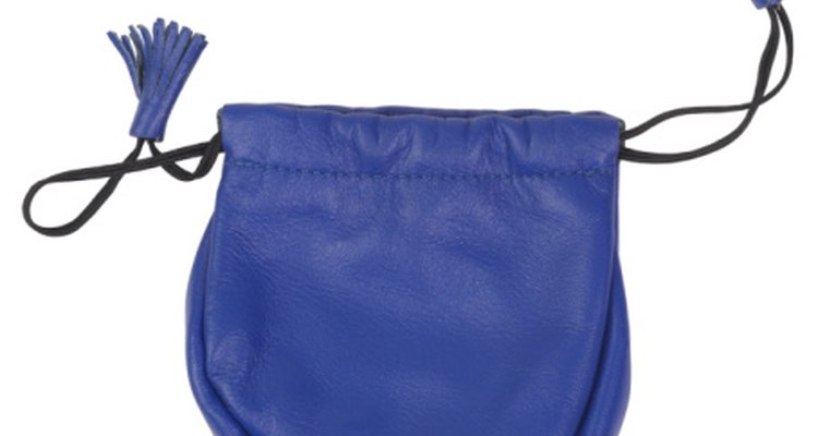 The ankle of your hakama is similar to a drawstring purse.