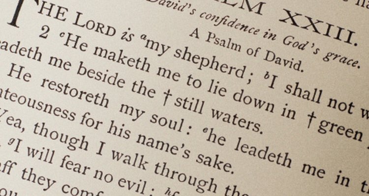 El Salmo 23 es a menudo leído en voz alta en los servicios funerarios.