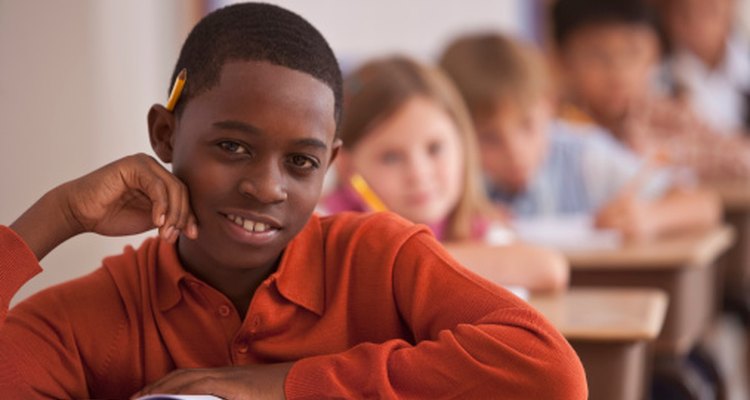 Los estudiantes de primaria deben recibir elogios únicos para sus comportamientos positivos.