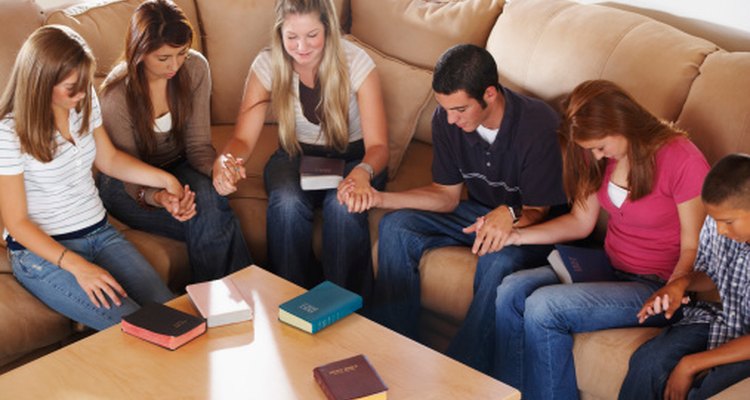 Los jóvenes que se involucran activamente en la iglesia tal vez sepan las respuestas a muchas preguntas de una trivia bíblica.