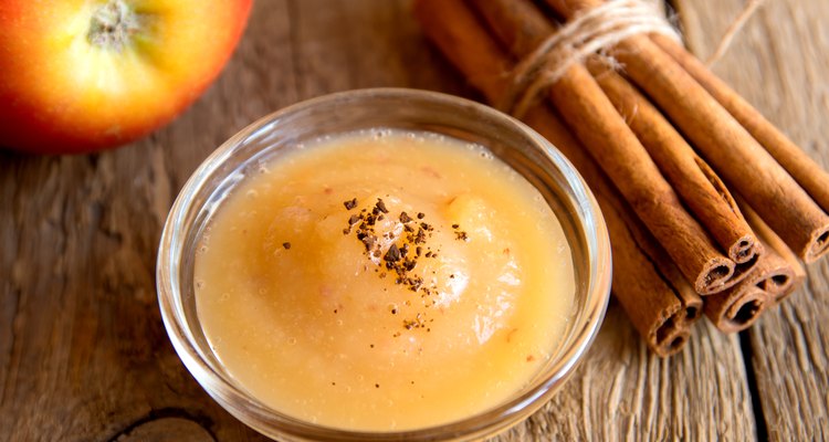 applesauce with cinnamon