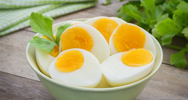 Boiled eggs in bowl