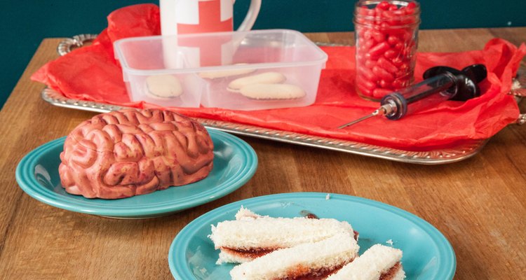 Sirve a tus invitados comida con formas inspiradas en la anatomía.