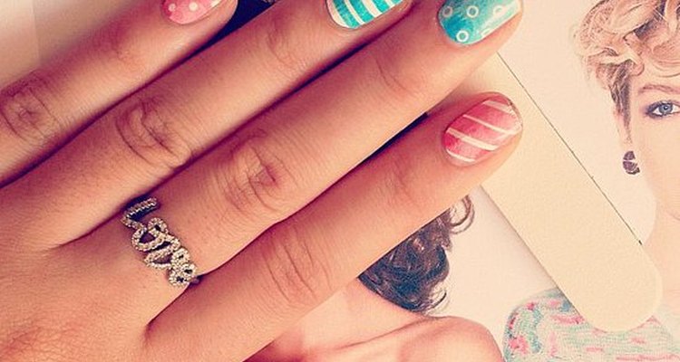 Observa los 10 diseños más lindos de arte en uñas.