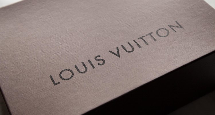 Garanta que o seu produto da Louis Vuitton seja real antes de pagar uma quantia superior