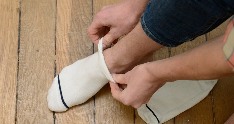 How To Get Rid Of Sweaty Smelly Feet Our Everyday Life