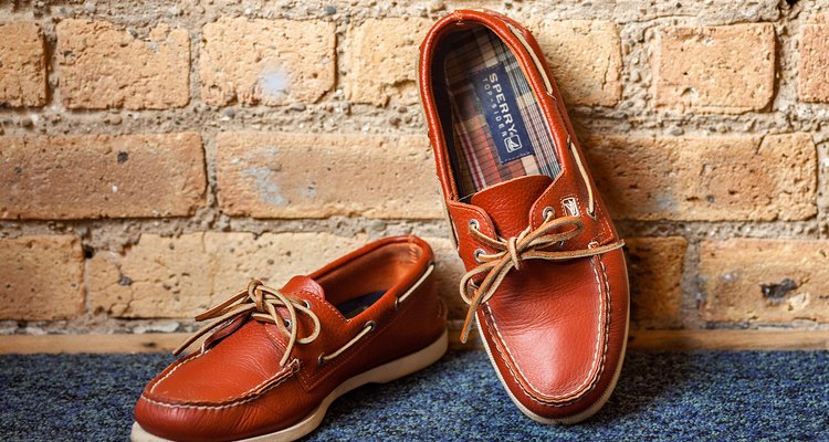 Sperry knot hot sale on shoes