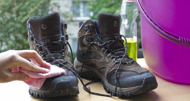 nå service Inspektion How to Clean Your Merrell Shoes | Our Everyday Life