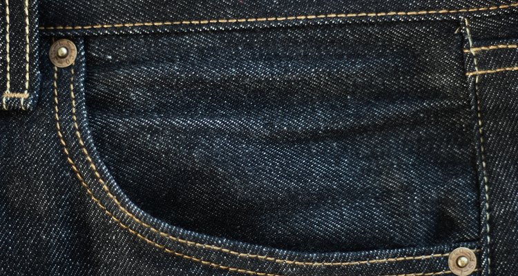 What Is the Difference Between Levi 505 & 501 Jeans? | Our Everyday Life