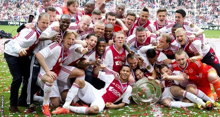 Ajax campeón de la Eredivisie por cuarto año consecutivo en 2014