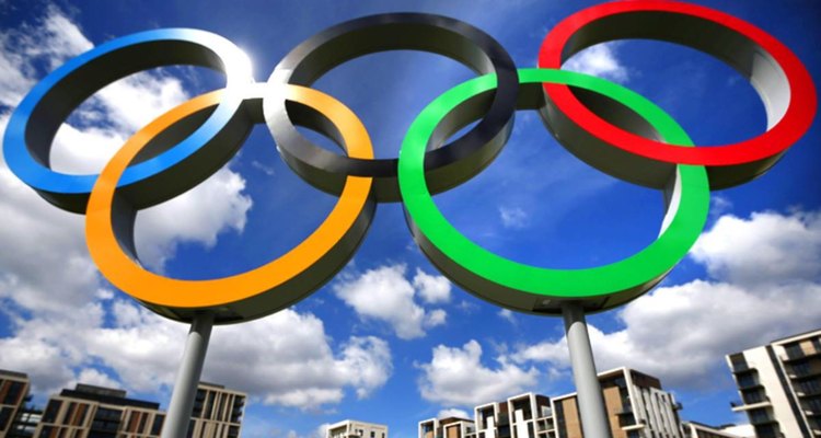 Los primeros Juegos Olímpicos modernos tuvieron lugar en Atenas, Grecia, en 1896.